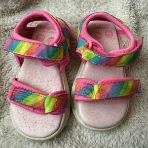 Lighting surprise sandals